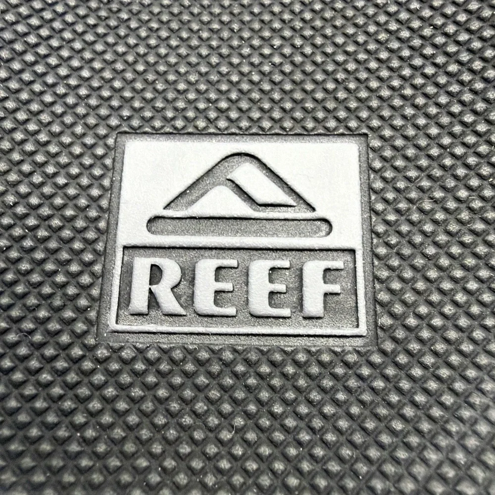 Reef Fanning Flip Flop Men's Black Sandals With Bottle Opener Size 8. New